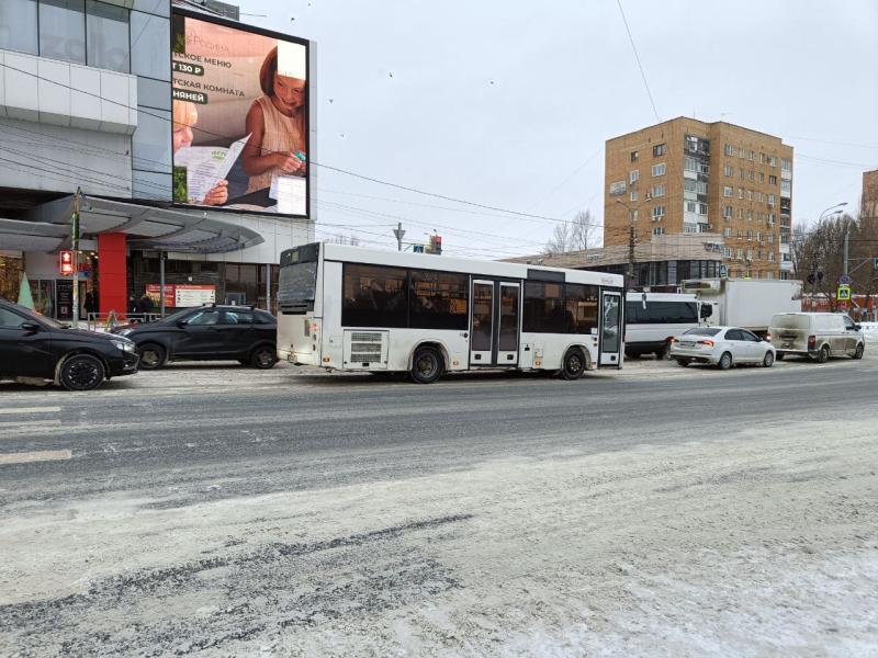 В Самаре на улице Советской Армии ограничили движение автобусов 19 марта