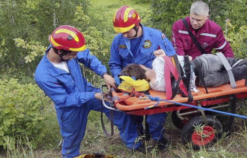 В Самарской области 29 июня спасли подростка, который покорял гору и повредил ногу