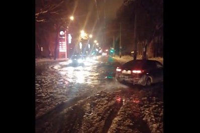 На проспекте Кирова в Самаре произошла утечка на водоводе