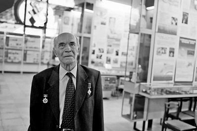 Дмитрий Азаров выразил соболезнования в связи с кончиной конструктора Георгия Фомина