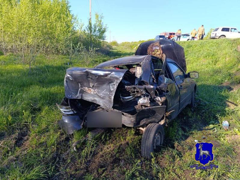 Стали известны подробности ДТП с "Грантой" и "Нивой" 7 мая в Самарской области 