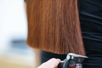 Медик рассказал, как не подхватить грибковые инфекции в парикмахерской