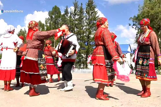 Чувашский фольклорный ансамбль "Хунав". Народное признание