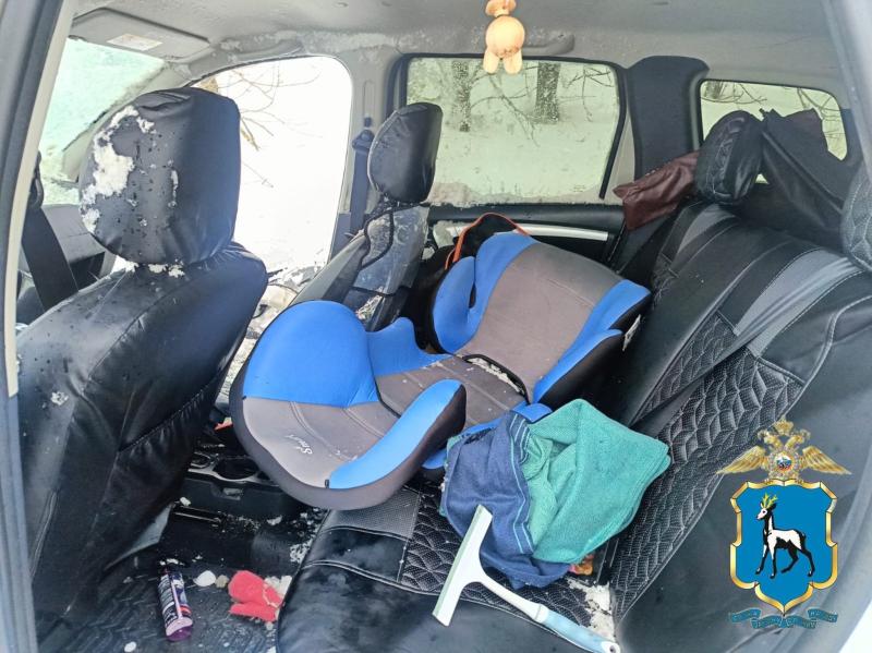 В Самаре у светофора на улице Полтавской столкнулись пять машин