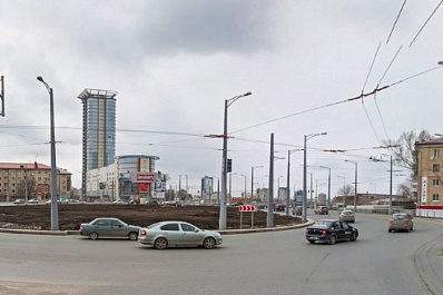 Дмитрий Азаров поручил разобраться с установкой защитных экранов на кольце ул. Луначарского