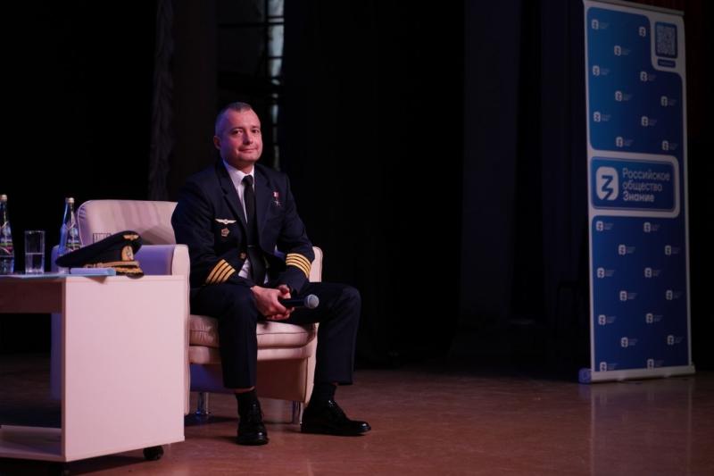 Герой России Дамир Юсупов встретился со студентами Самарской области