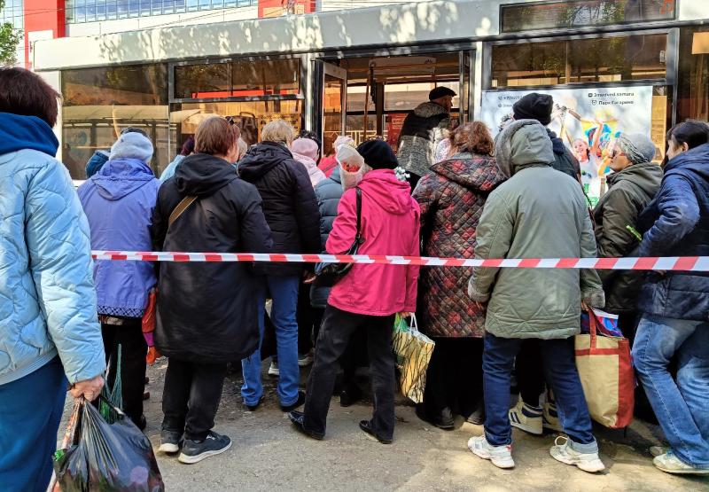 Праздник Радоницы: самарцы массово отправились на кладбища