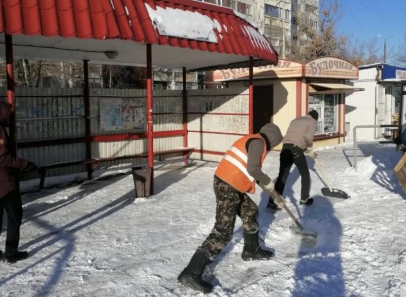 Работа 24/7: с сызранских дорог вывезено 668 кубометров снега