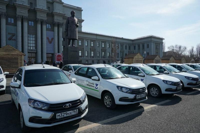 "Гранты" в помощь: Самарская область пополнила автопарк неотложек
