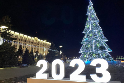 "Мы детям обязаны подарить праздник": Дмитрий Азаров анонсировал новогодние елки для детей военных