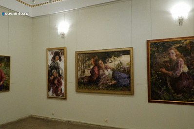 "Сказка на Рождество": в Самаре открылась выставка работ художницы из Санкт-Петербурга