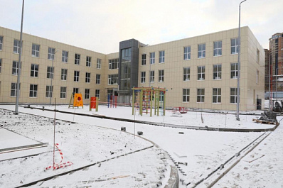 Власти Самары проверили ход строительства школы на Пятой просеке