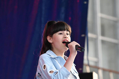 Победительница проекта Ты супер! выступила на Дне города в Тольятти