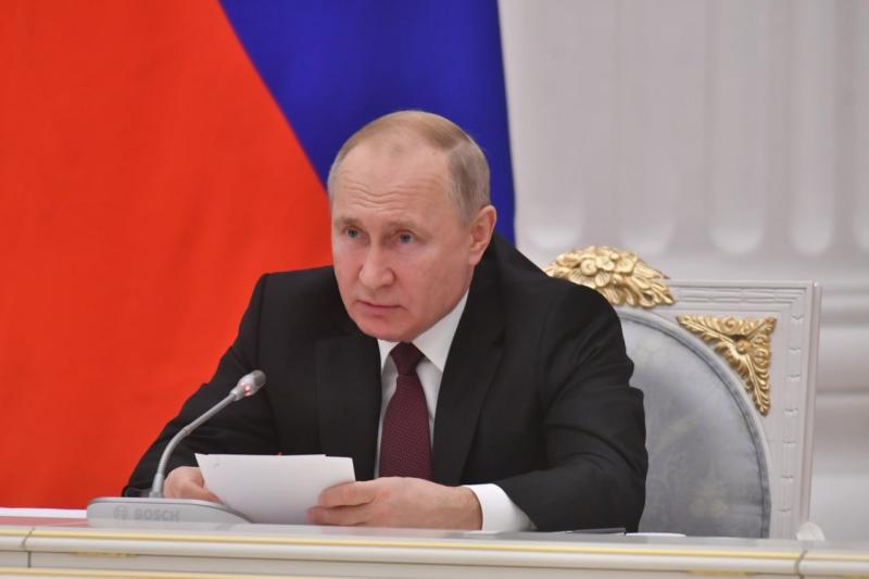 Владимир Путин присвоил почетное наименование "гвардейская" 30-й отдельной мотострелковой бригаде