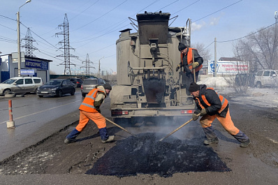 В Самаре в апреле малыми "картами" отремонтируют 20 тысяч кв. м дорог