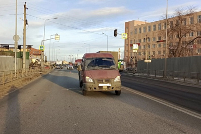 На Заводском шоссе в Самаре грузовик сбил 19-летнюю девушку