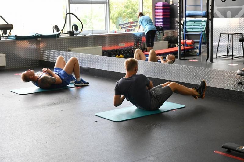 Они соскучились по тренировкам: как сейчас работают фитнес-центры в Самарской области