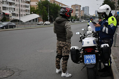 Дороги и мотоциклисты: какие вопросы задавали самарцы начальнику областной Госавтоинспекции