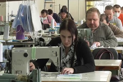 Самарские инвалиды начали шить защитные маски