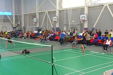 Всероссийский юношеский турнир по бадминтону стартовал в Самаре