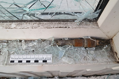 В Тольятти мужчина похитил из магазина 16 телефонов