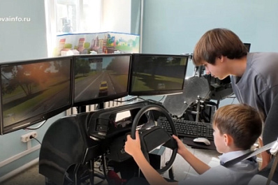 Гонки на самокатах и решение сложных задач: в Самаре прошел Единый день безопасности дорожного движения