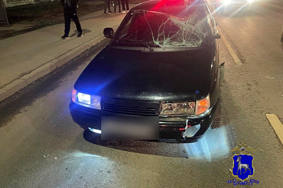 В Самаре водитель легковушки сбил парня, выходящего из трамвая