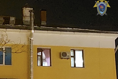 В Самаре возбудили уголовное дело после падения снега с крыши на человека