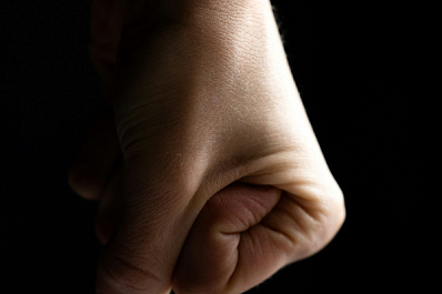 В Тольятти местные жители подрались с медиками скорой помощи