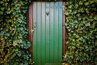 Самарские спасатели: дети гибнут в деревенских туалетах