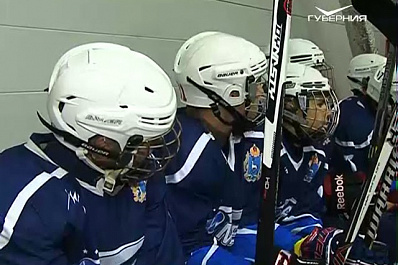 Самарские хоккеисты встретились с Ак Барсом