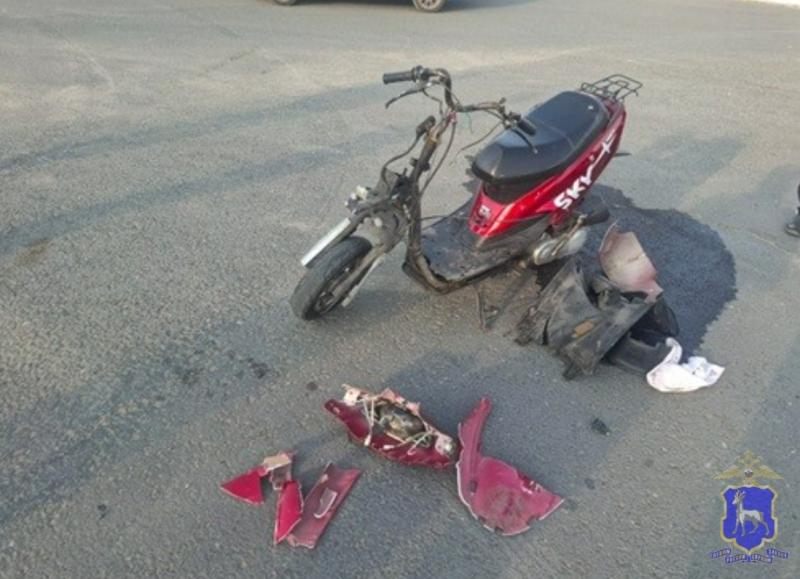 В Самаре опытный водитель на легковушке сбил 17-летнего парня