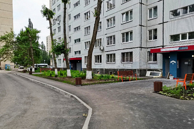 В Тольятти полным ходом идет благоустройство дворов 