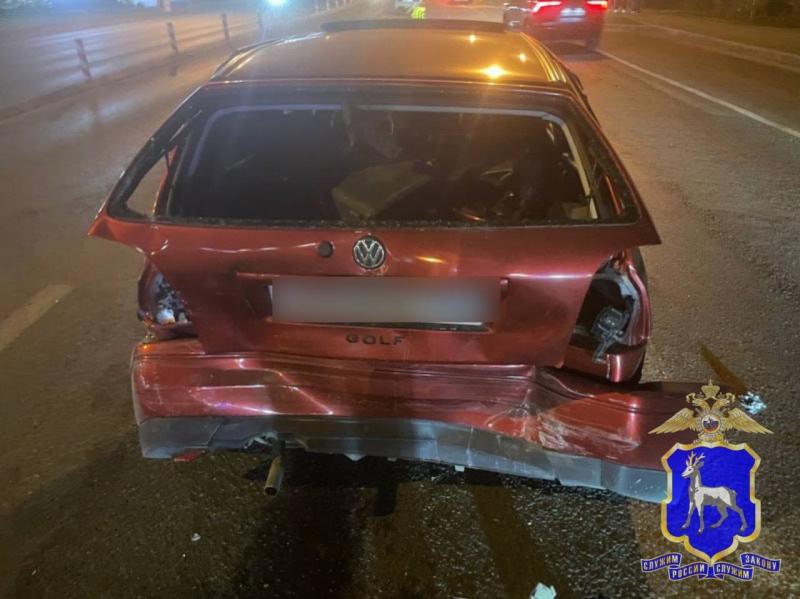 В Тольятти 39-летний мужчина на Hyundai спровоцировал массовое ДТП