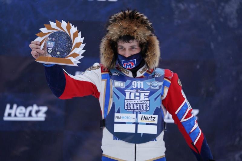 Игорь Кононов из "Мега-Лады" после этапа в Тольятти занимает второе место в зачете чемпионата мира по мотогонкам на льду