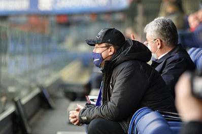 Эта победа даёт возможность перевести дух и чувствовать себя увереннее: Дмитрий Азаров поздравил игроков КС после матча с "Торпедо"