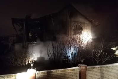 В Самарской области огонь в частном доме погубил двух человек