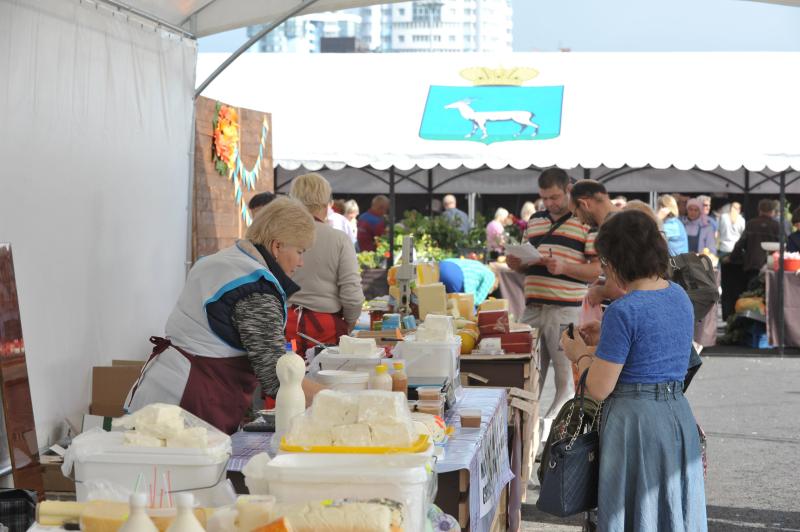 День работника торговли в России: какие праздники отмечают 26 июля