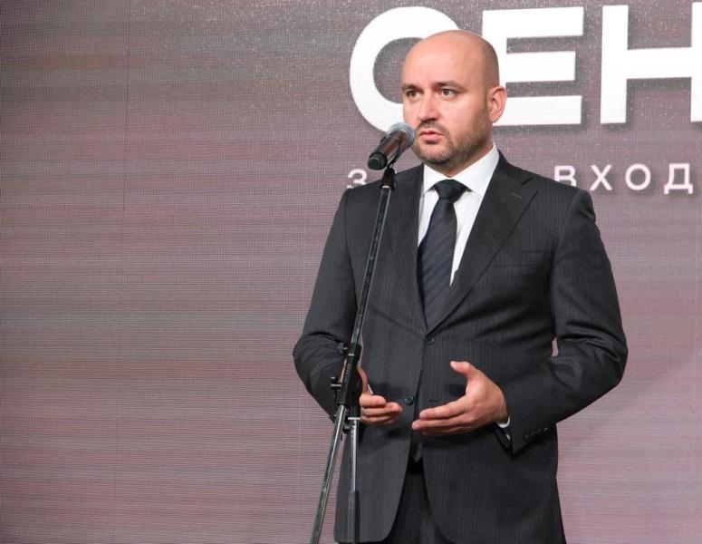 Более 300 новых рабочих мест в Самарской области: Вячеслав Федорищев дал старт производству стальных дверей 