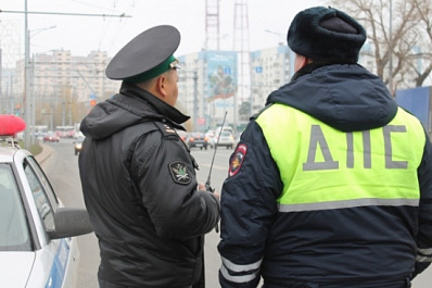 В Самаре приставы за сутки арестовали 27 автомобилей должников