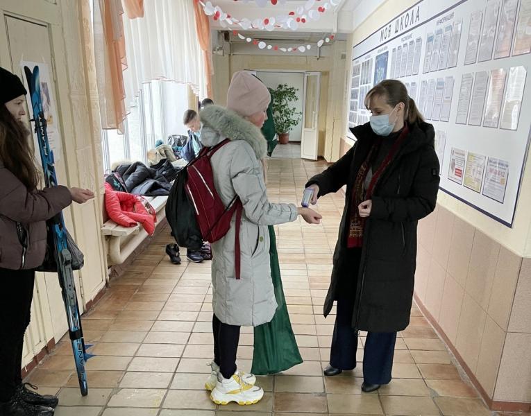 В Тольятти эпидемиологическую обстановку в школах и детсадах сравнили с периодом до COVID-19