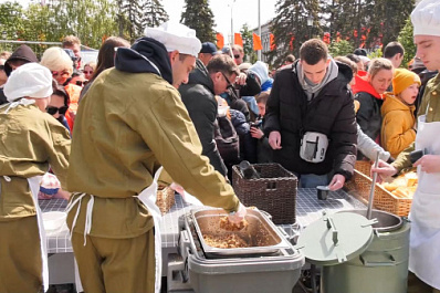 В День Победы в скверах у площади Куйбышева в Самаре работали тематические площадки