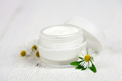 Косметолог Анастасия Тучинская рассказала, как правильно ухаживать за кожей лица