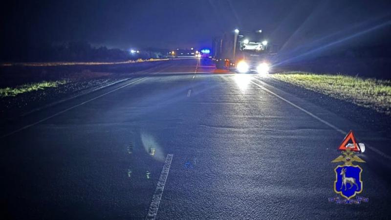 В Самарской области легковушка врезалась в грузовик 26 августа, пострадал ребенок