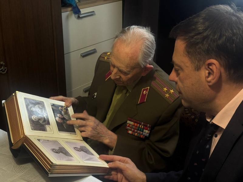 В Самаре поздравили со 102-м днем рождения ветерана Великой Отечественной войны