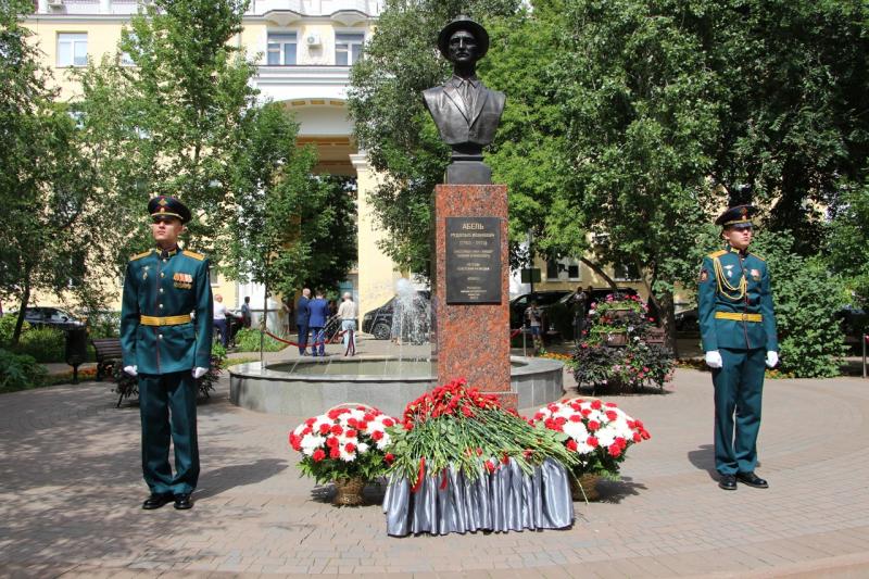 В Самаре 21 июля открыли памятник советскому разведчику Рудольфу Абелю
