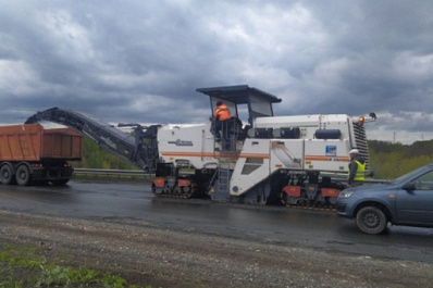 Начался ремонт дороги в районе поселка Петра Дубрава