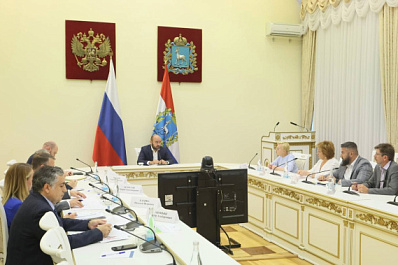 Глава региона Вячеслав Федорищев провел внеплановое совещание по готовности школ к новому учебному году