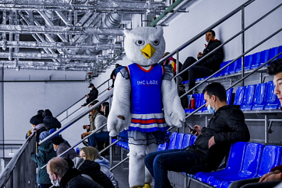 Тольяттинская "Лада" в гостях проиграла "Нефтянику"