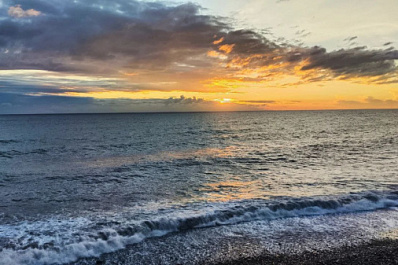 Стало известно, сколько стоит отдых на Черноморском побережье после ЧП в Анапе